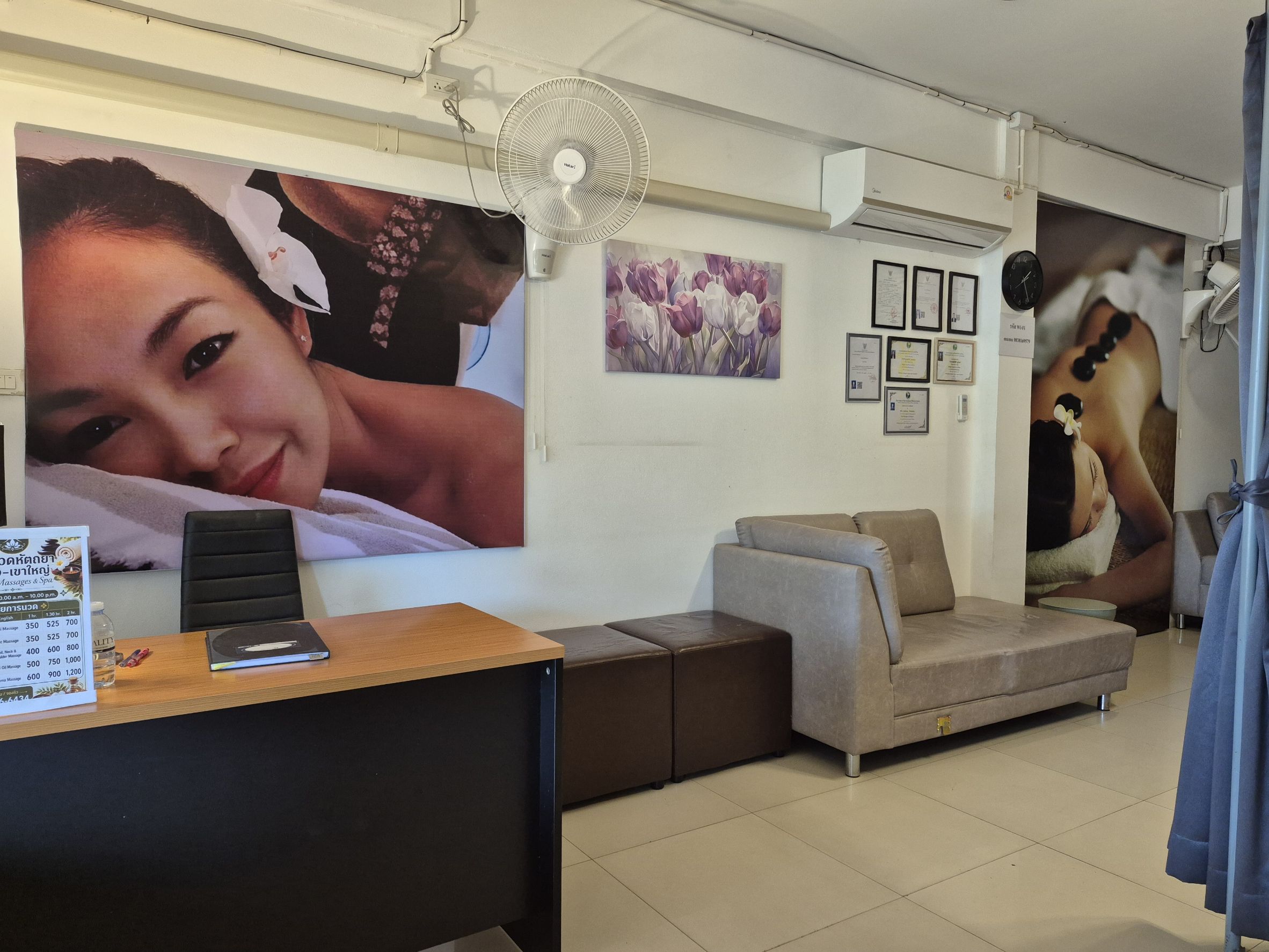 บรรยากาศภายในร้าน สาขา 2