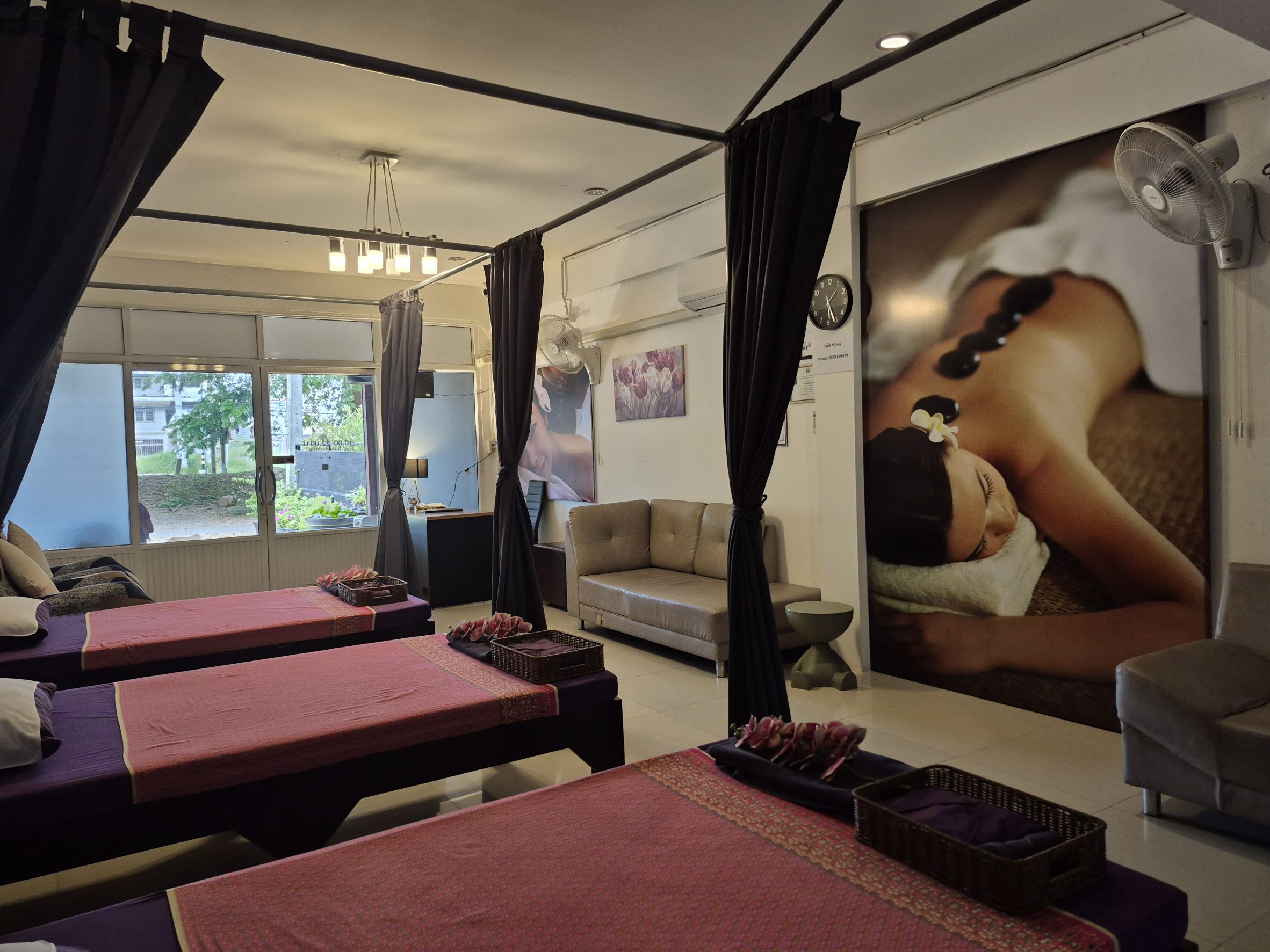 บรรยากาศภายในร้าน สาขา 2
